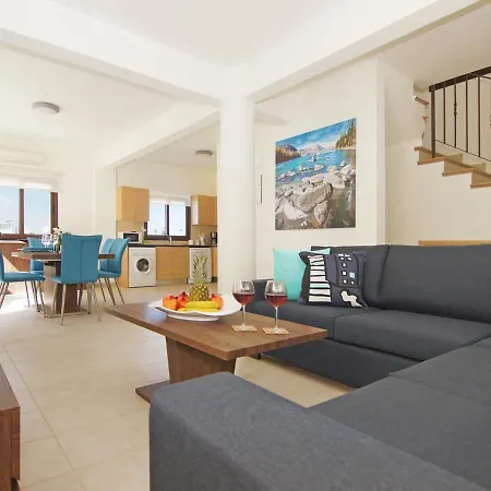 Villa Greby2 *